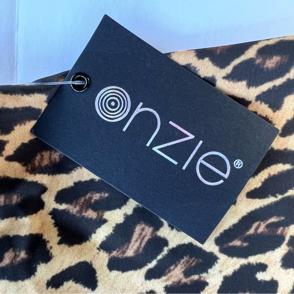 NWT ONZIE S LEOPARD YOGA LEGGINGS - Picture 10 of 10